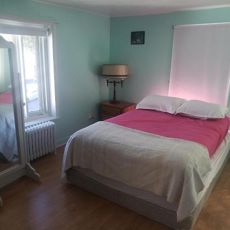 La Joie De Vivre Apartment Trois-Pistoles Luaran gambar